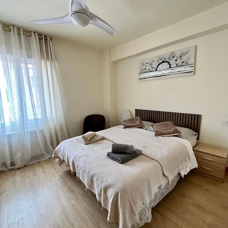 Santa Barbara Apartamento อาลิกันเต ภายนอก รูปภาพ