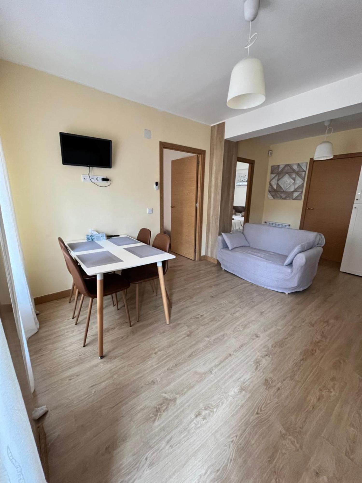 Santa Barbara Apartamento อาลิกันเต ภายนอก รูปภาพ